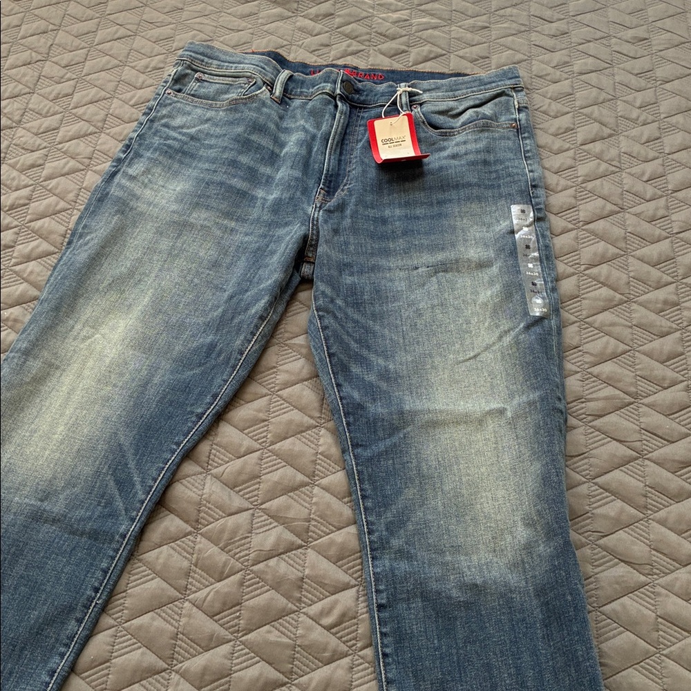 Lucky Brand Jeans Mens 36x30 363 Vintage Straight Mid Rise Coolmax Whiskering